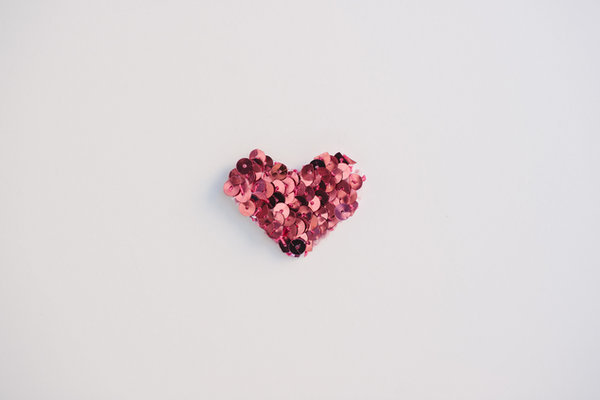 DIY: Sequin Hearts - Project Wedding